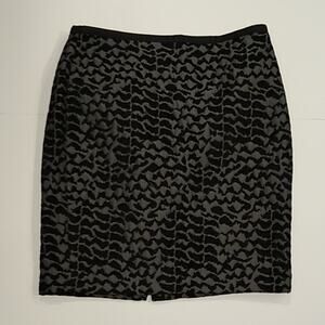 Loft Petite Size 10P Black Silver Shell Pencil